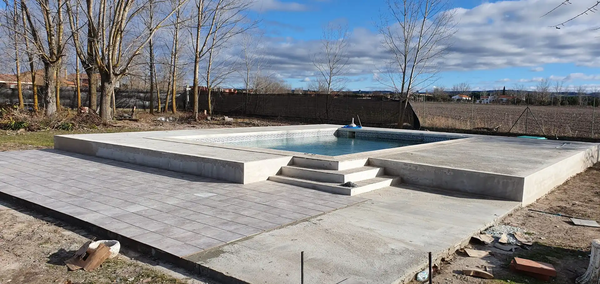 Piscina de Casa o chalet en venta en Aldeamayor de San Martín con Jardín privado, Terraza y Trastero