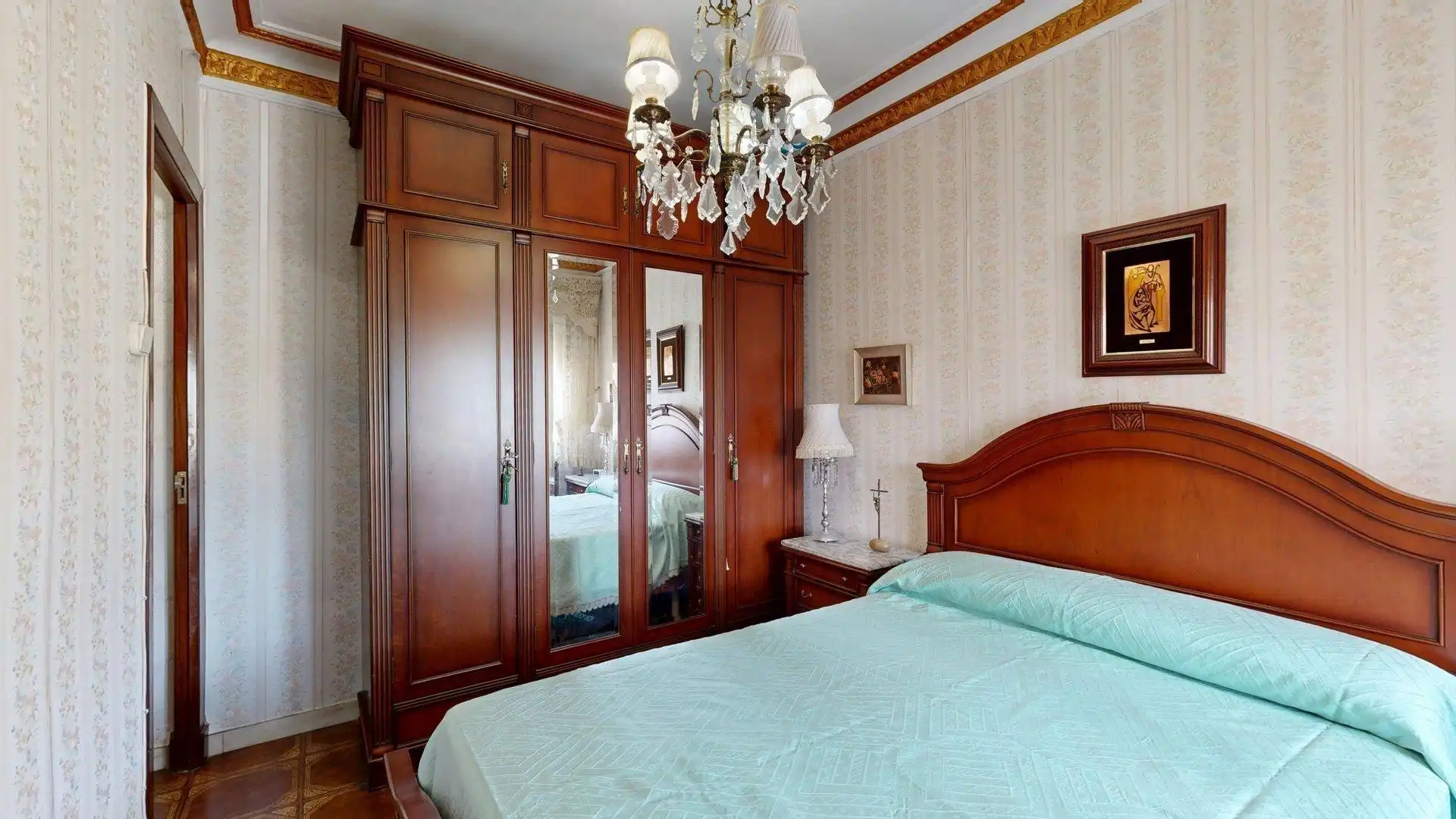 Habitación de Piso en venta en Zaragoza con Calefacción y Amueblado