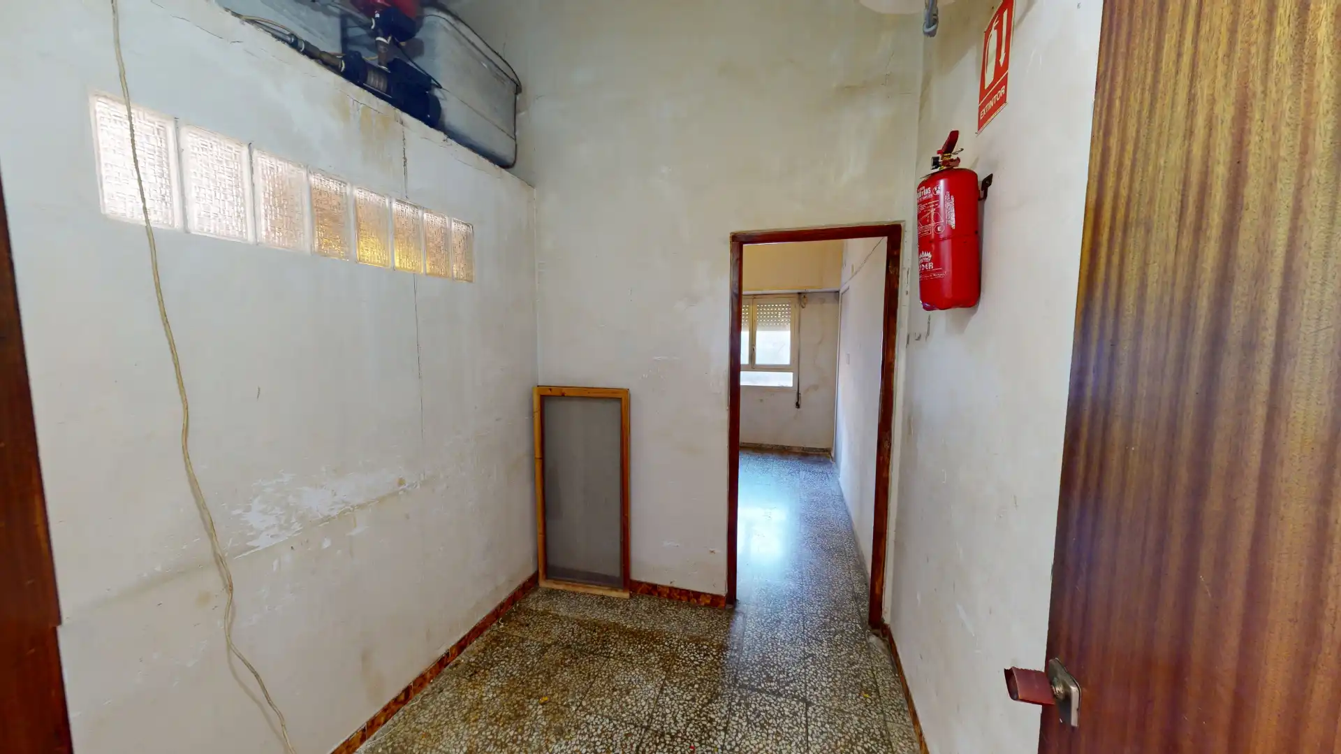 Commercial properties for sale in Busot  with Air Conditioner and Furnished