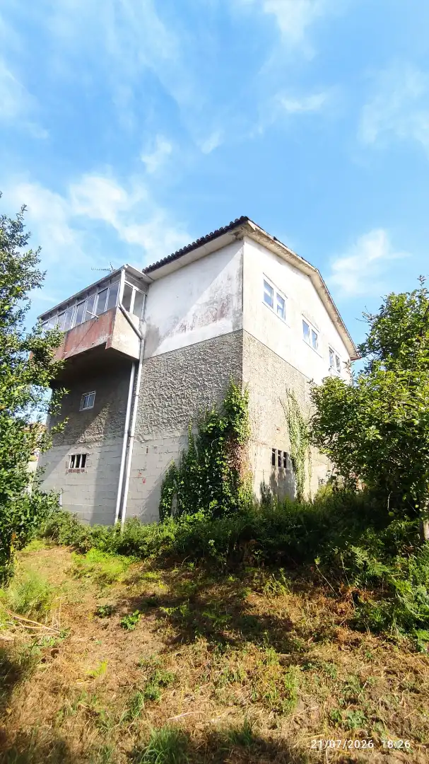 Vista exterior de Casa o xalet en venda en A Coruña Capital  amb Calefacció i Moblat