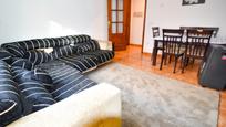 Living room of Flat for sale in Carbajosa de la Sagrada