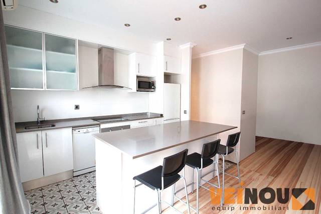 Piso en Venta en Carrer de Lucà, 6 en El Putget i el Farró