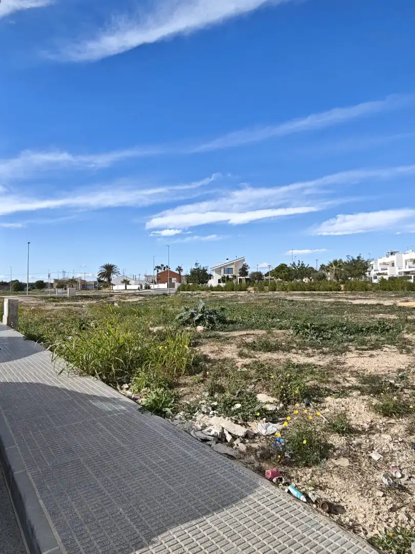 Terreno residenziale in vendita a Los Montesinos