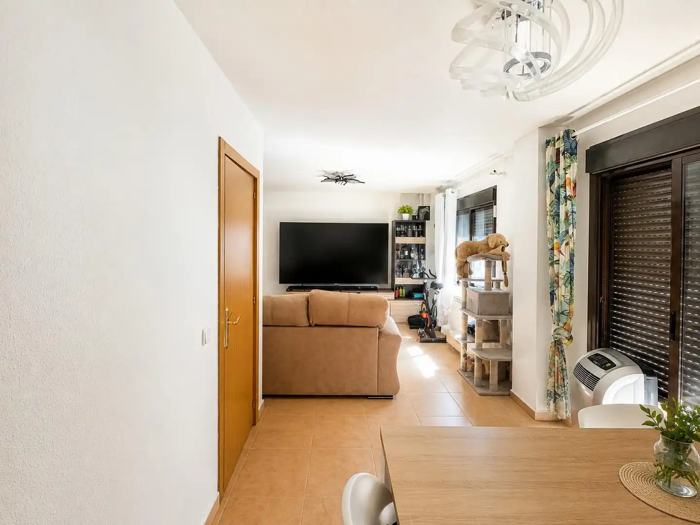 Sala de estar de Casa adosada en venta en Valdemoro con Calefacción, Jardín privado y Terraza
