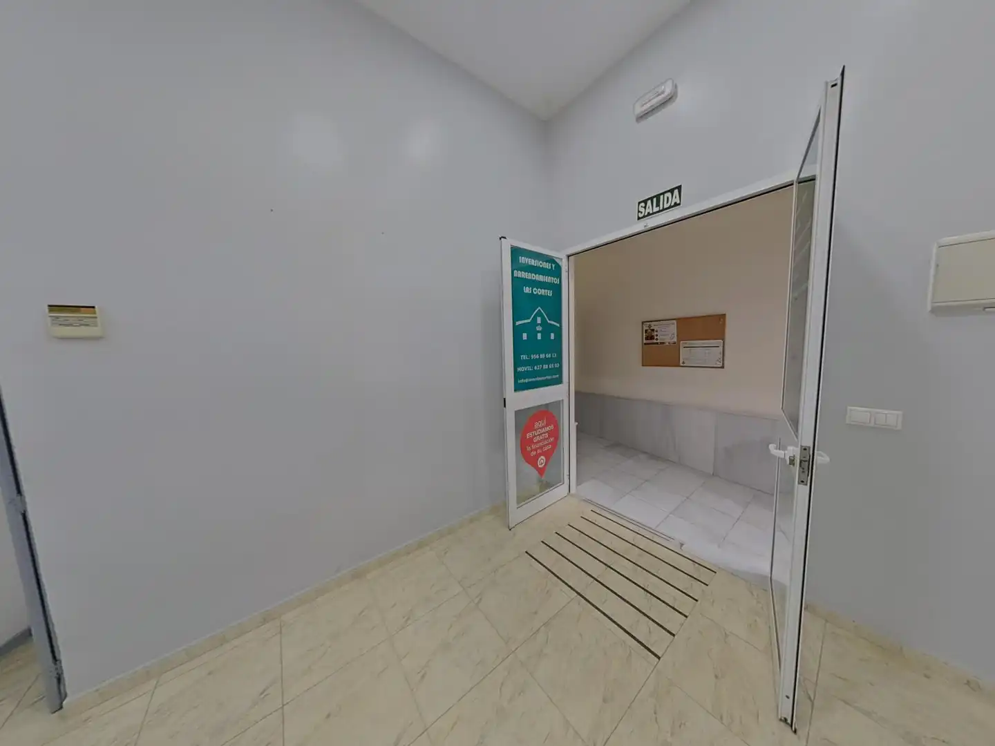 Commercial properties for rent in Calle CORTES LAS, Centro