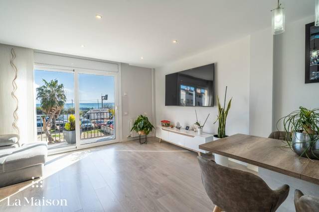 Casa adosada en Venta en Carrer de Sant Mateu, 34 en Banyeres