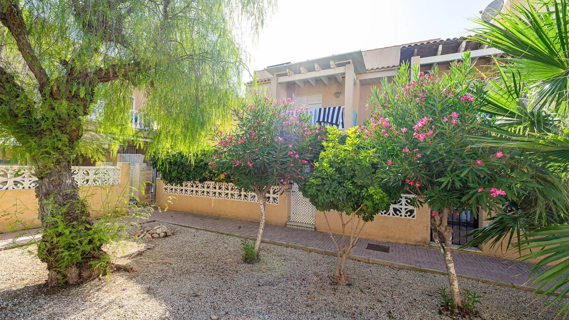Bungalow con piscina in vendita a PANORAMA II, imagen 45