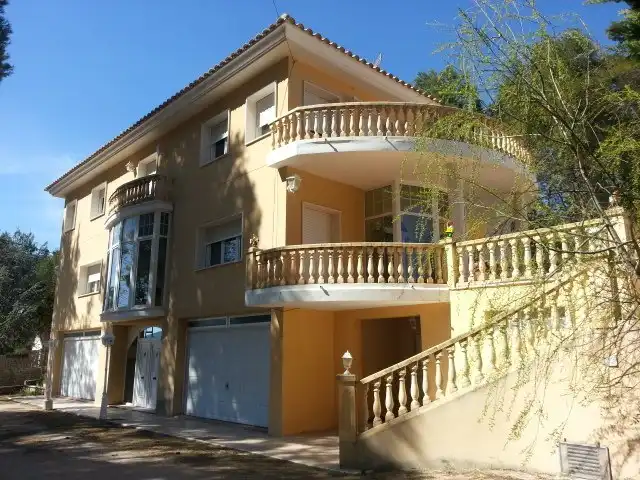 Vista exterior de Casa o chalet en venta en Alcoy / Alcoi con Calefacción, Jardín privado y Terraza