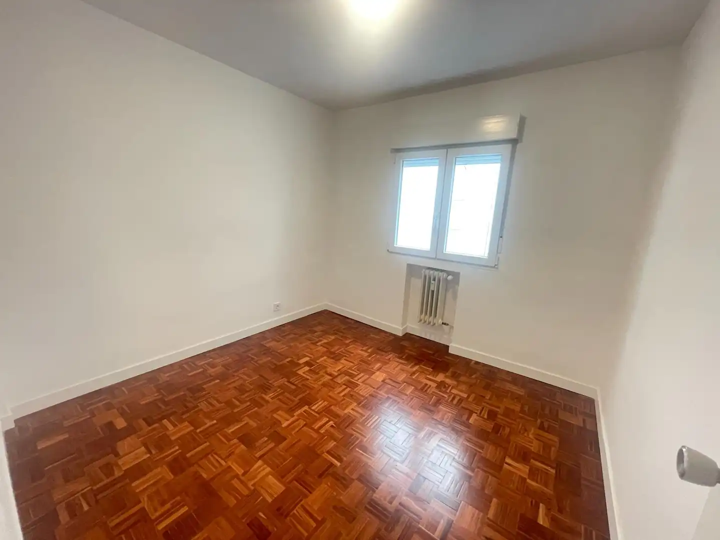 Dormitori de Pis de lloguer en Madrid amb Parquet i Terrassa