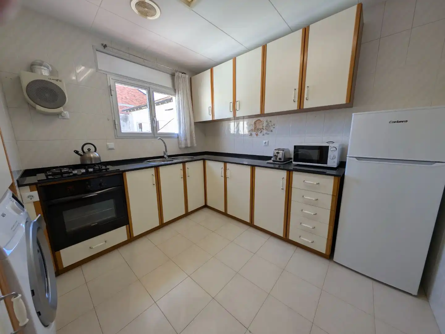 Flat for sale in Carrer de Sant Ermengol 0, imagen 3
