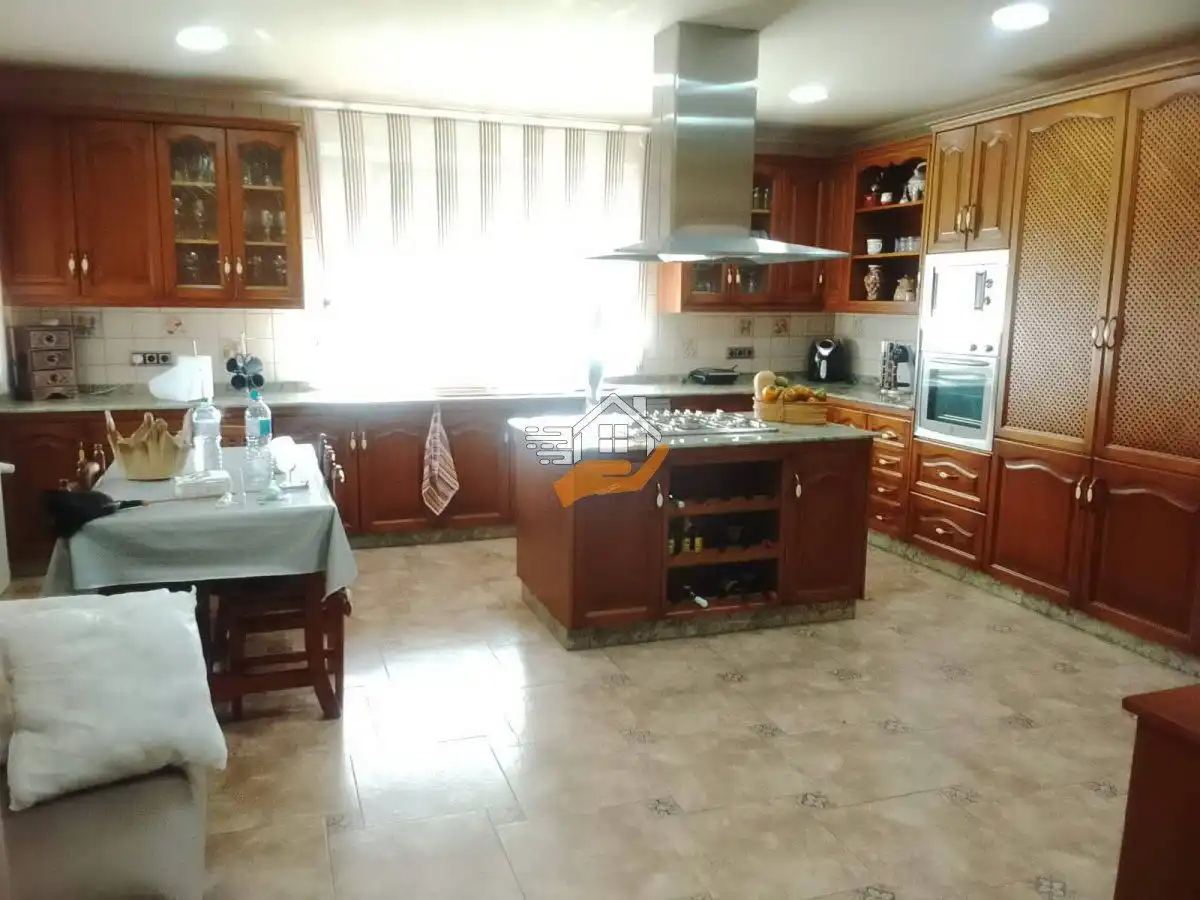 Cuina de Casa o xalet en venda en Murcia amb Terrassa i Balcó