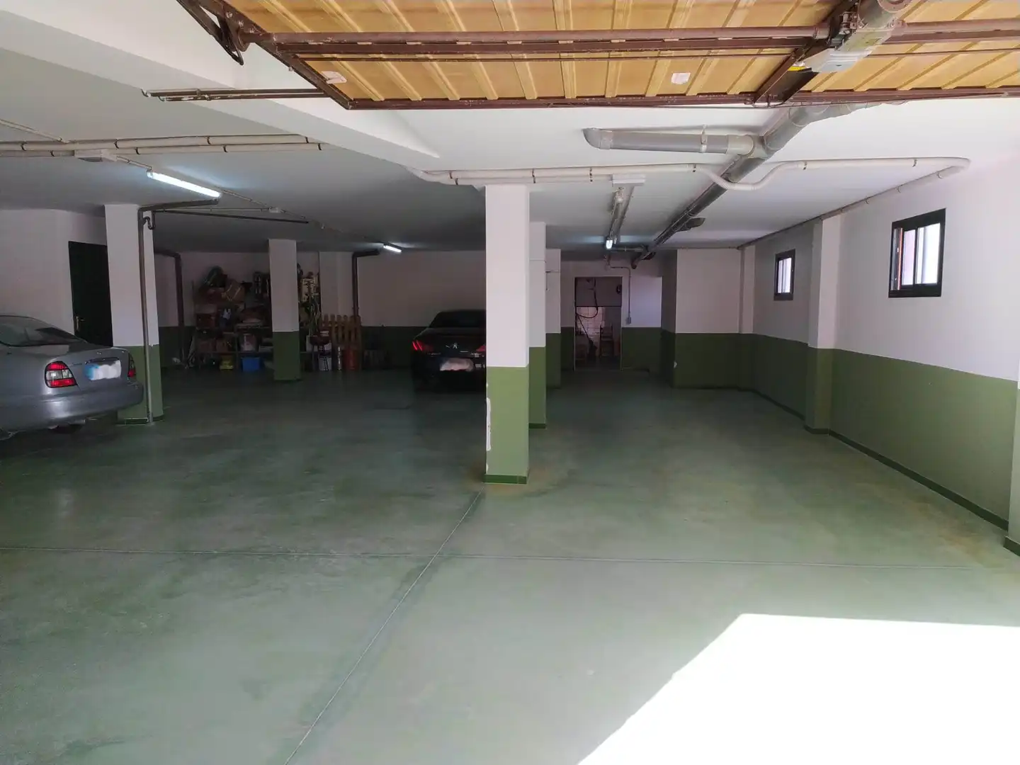 Aparcament de Casa o xalet en venda en Villanueva del Río y Minas amb Aire condicionat, Jardí privat i Terrassa