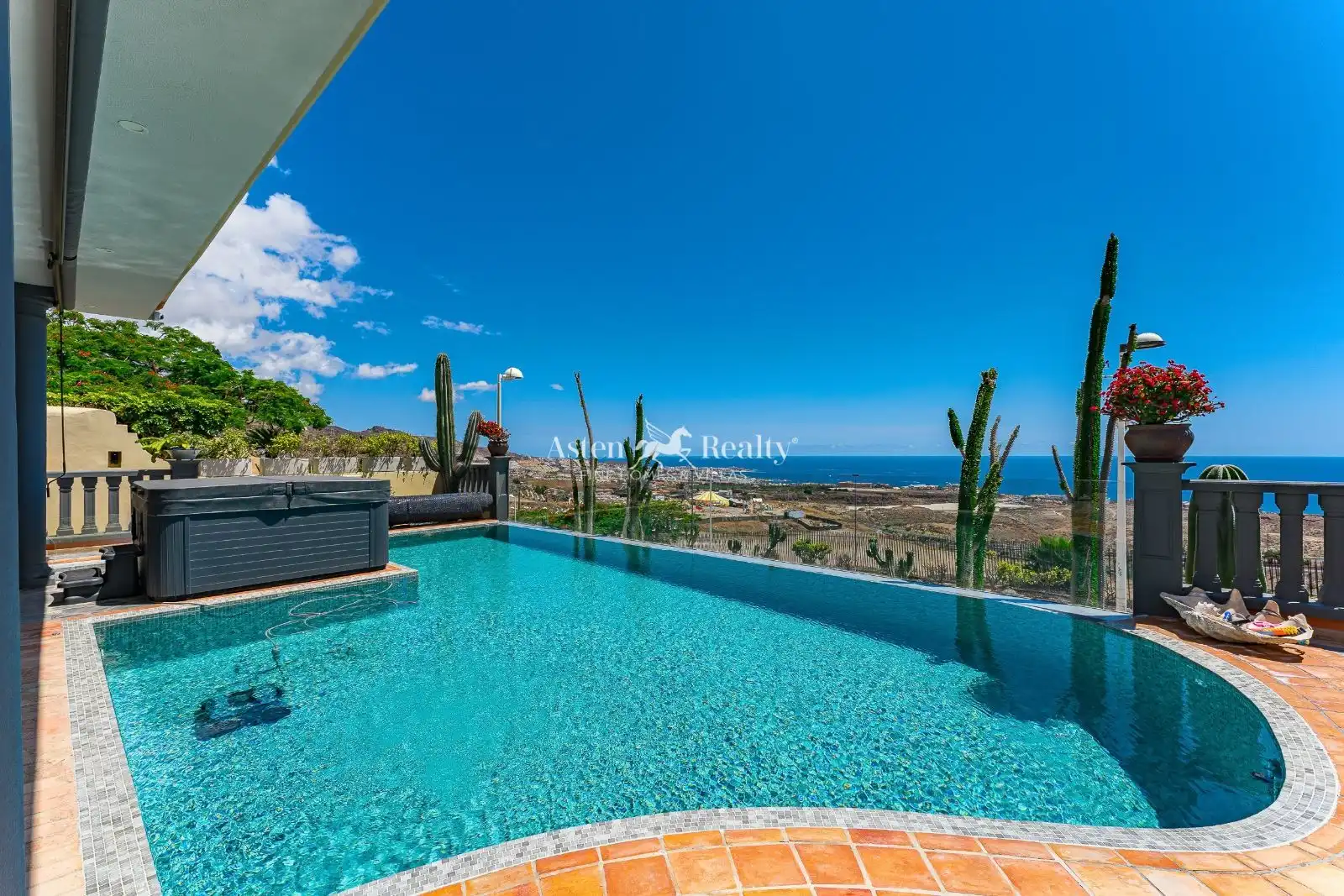 House with pool for sale in Príncipe Pelinor, imagen 2