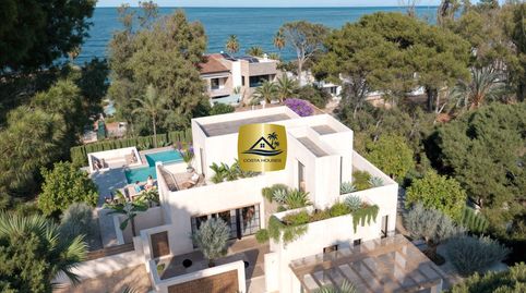 VILLA URAL  ARQUITECTURA IBICENCA EN LAS ROTAS, DÉNIA  SEGUNDA LÍNEA DEL MAR