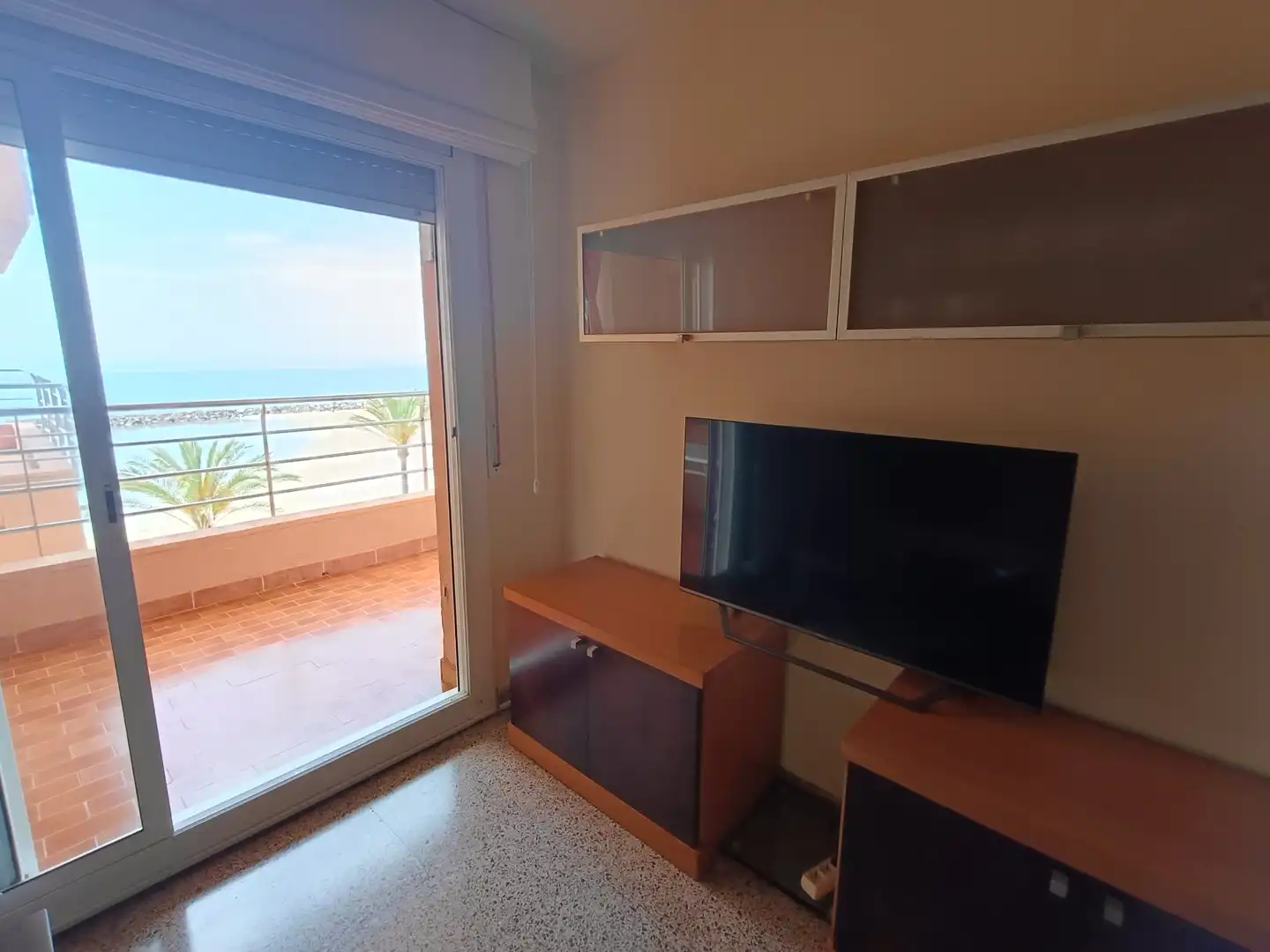 Sala de estar de Piso de alquiler en Cunit con Terraza, Amueblado y Horno