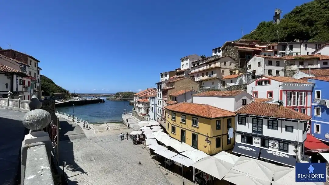 Exterior view of Houses for sale in Cudillero  with Terrace