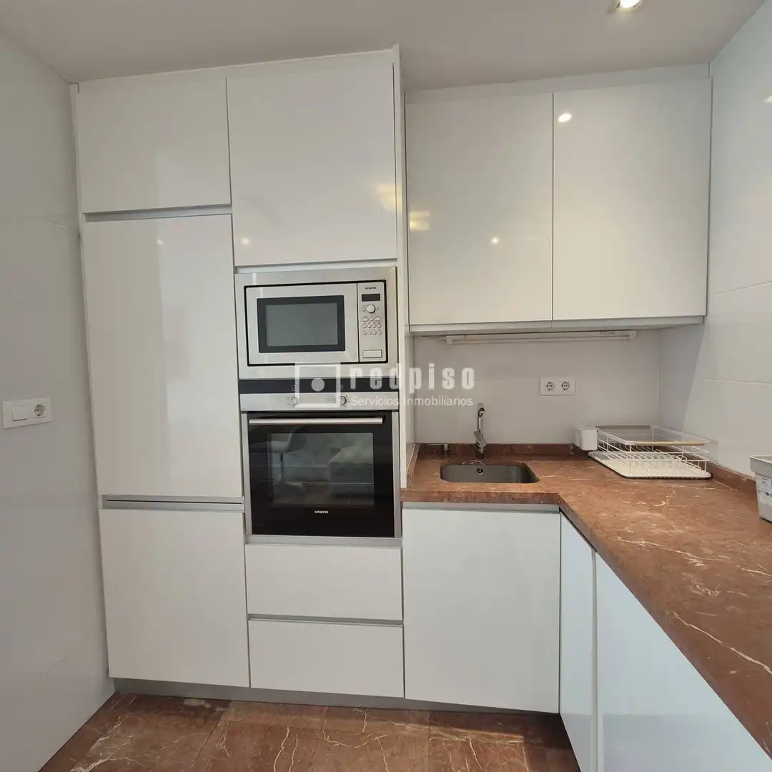 Kitchen of Flat for rent in Sevilla  with Air Conditioner, Terrace and Storage room