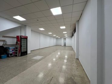 Local comercial de lloguer a La Algaba
