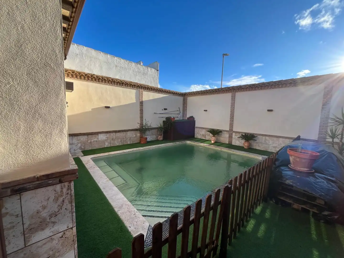 Piscina de Casa o chalet en venta en Arenas de San Juan  con Aire acondicionado, Jardín privado y Terraza