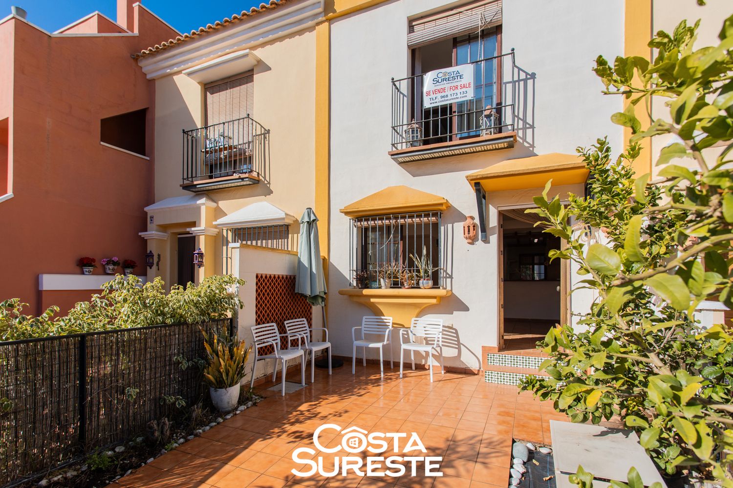 Vista exterior de Casa adosada en venda en San Javier amb Aire condicionat, Jardí privat i Terrassa