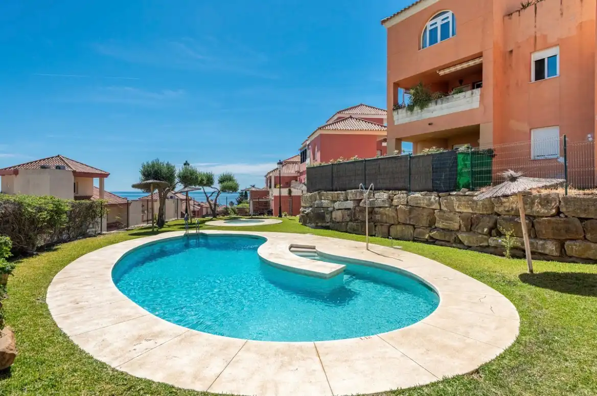 Appartamento con piscina in vendita a La Duquesa