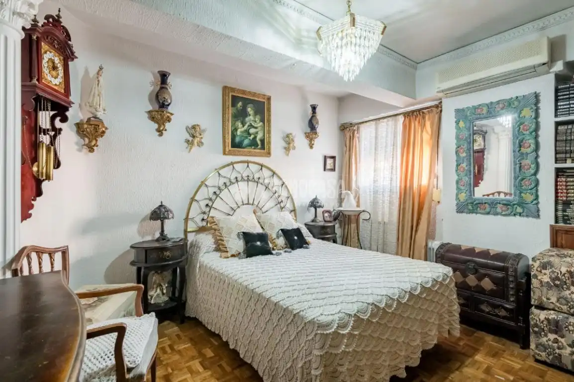 Habitación de Piso en venta en Madrid