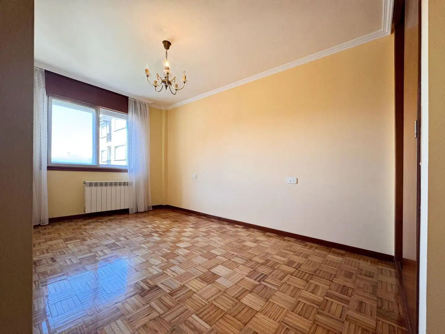 Bedroom of Flat for sale in Pontevedra Capital   with Heating
