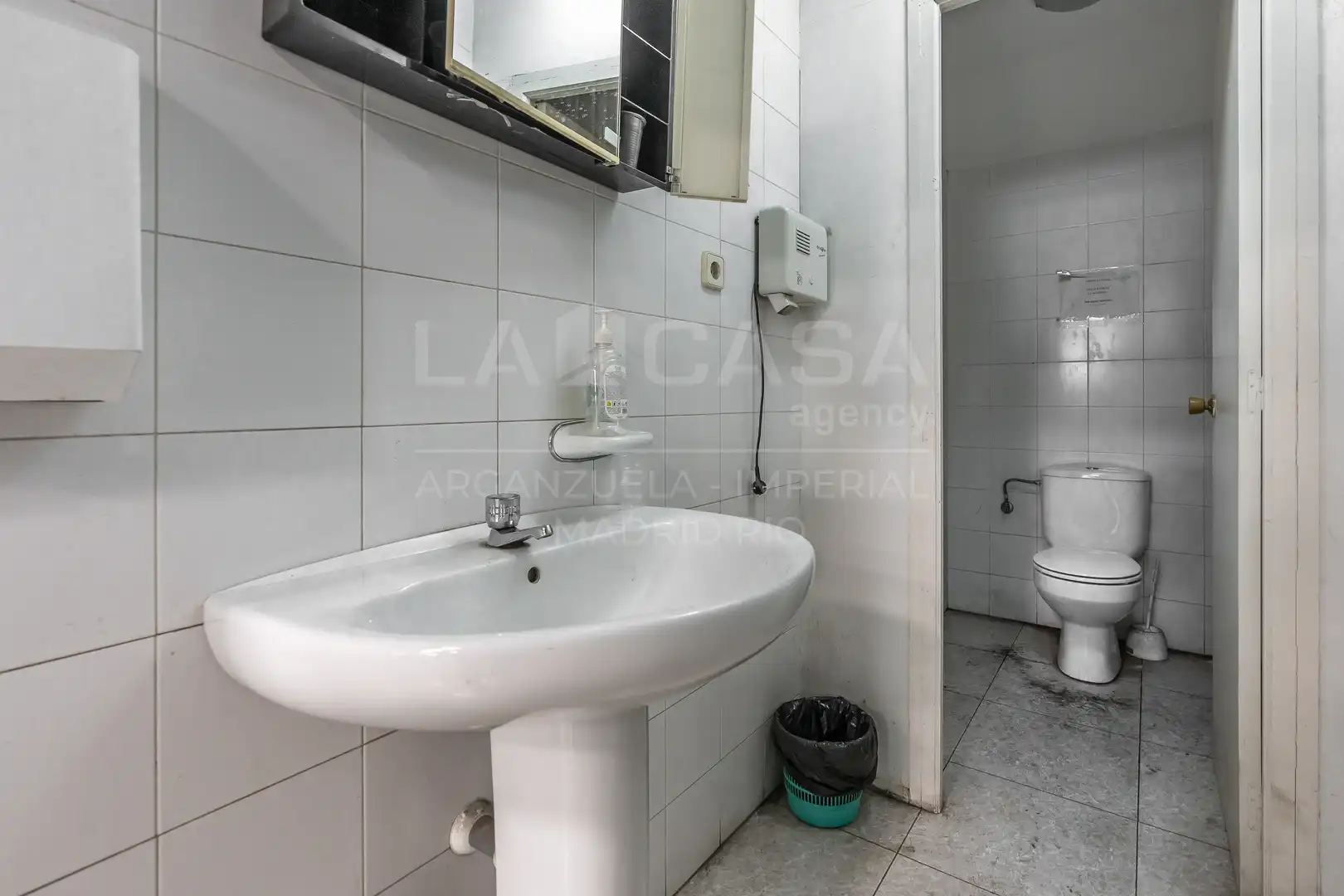 Nave industrial en venta en Calle Puerto de Pajares, imagen 58