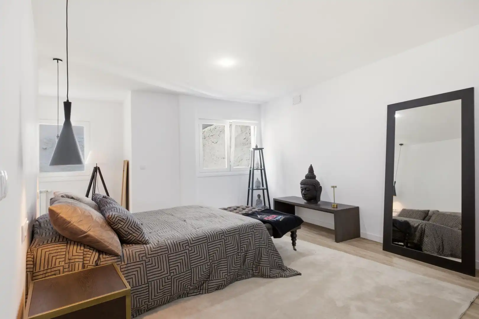 Bedroom of Apartments for sale in Vigo   with Heating, Furnished and Balcony