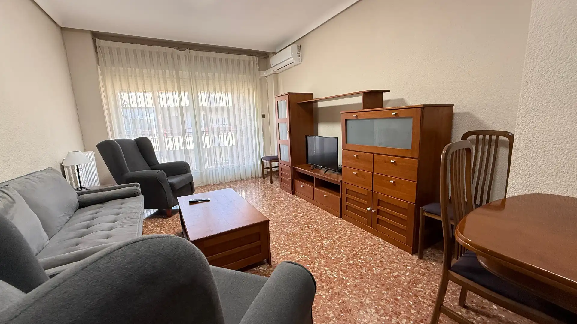 Sala de estar de Piso de alquiler en Albacete con Aire acondicionado, Calefacción y Terraza