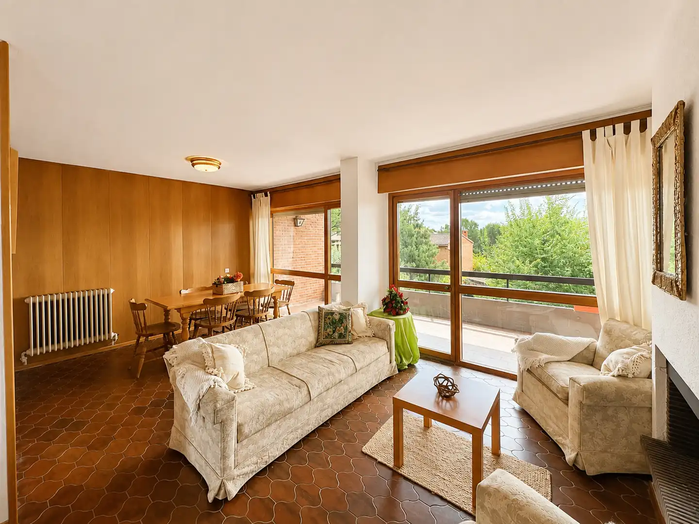 Casa aparellada amb terrassa en venda a Calle del Arra 54, imagen 2