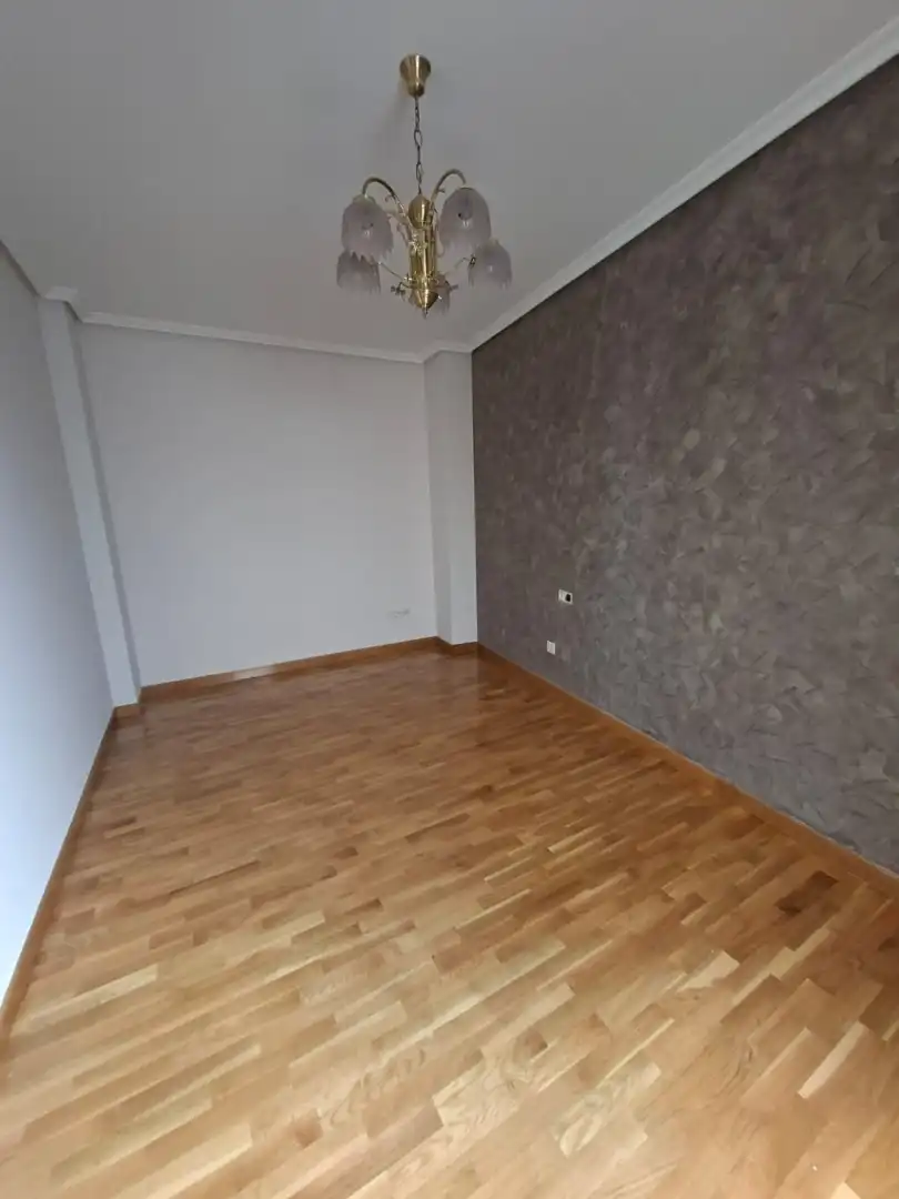 Wohnung zum Verkauf in Salvatierra / Agurain mit Parkett und Abstellraum