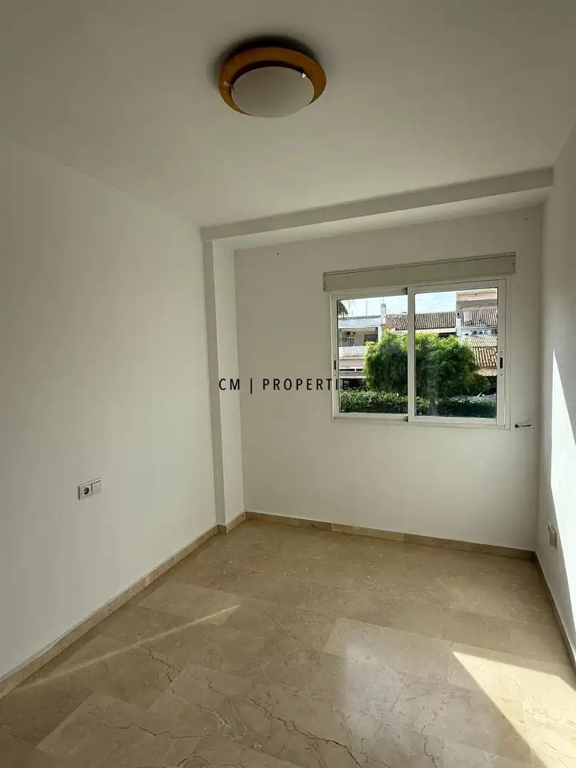 Bedroom of Detached homes for rent in Foios  with Air Conditioner, Heating and Swimming Pool
