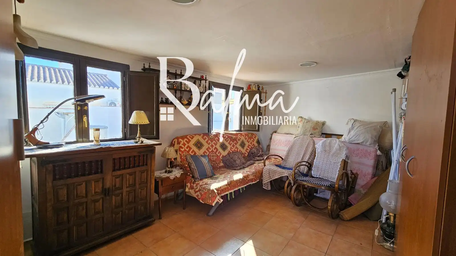 Living room of Detached homes for sale in Vélez-Málaga  with Terrace, Storage room and Furnished