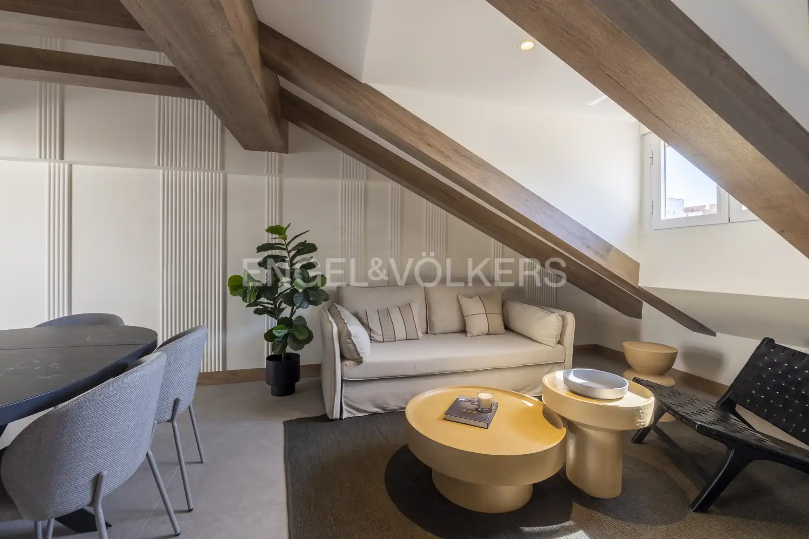 Sala d'estar de Pis en venda en Madrid amb Aire condicionat, Calefacció i Terrassa