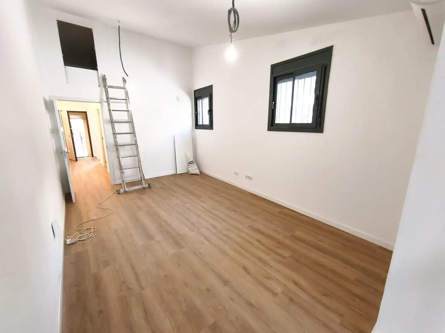 Houses for sale in Sabadell  with Air Conditioner, Parquet flooring and Terrace