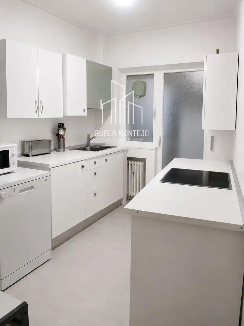 Küche von Wohnung zur Miete in Salamanca mit Heizung, Terrasse und Möbliert