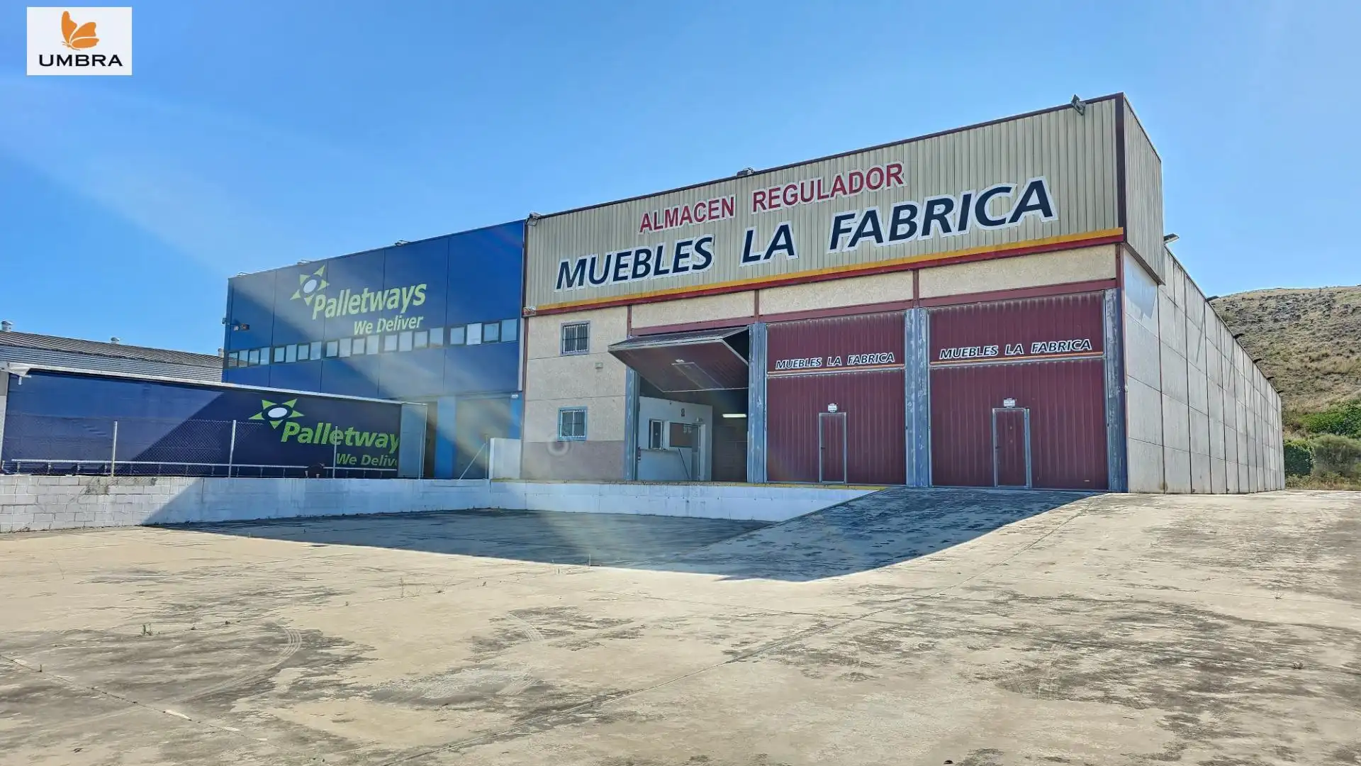 Vista exterior de Nave industrial en venta en Jerez de la Frontera