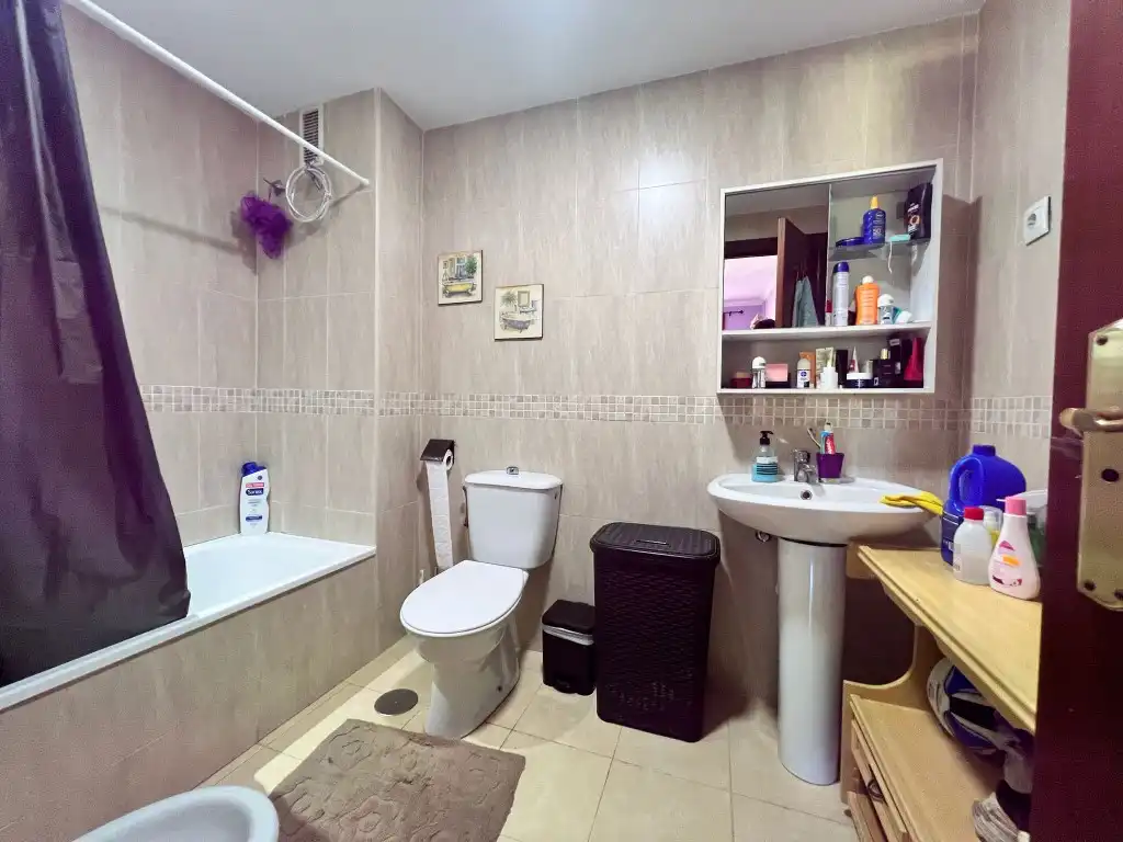 Baño de Piso en venta en Vélez-Málaga con Aire acondicionado y Terraza