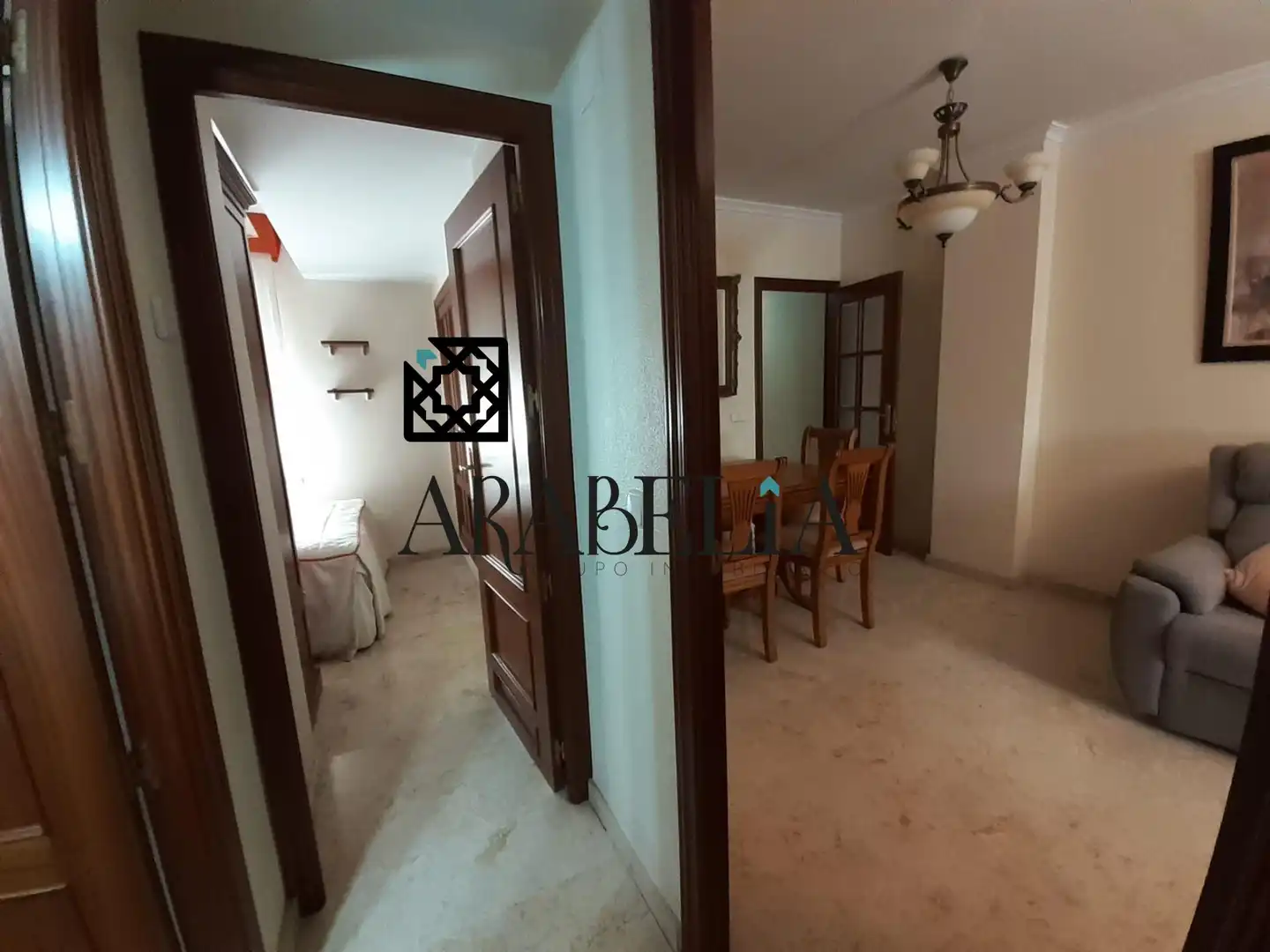Schlafzimmer von Wohnung zum Verkauf in Córdoba mit Möbliert