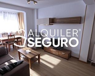 Living room of Flat to rent in  Madrid Capital  with Air Conditioner, Heating and Furnished