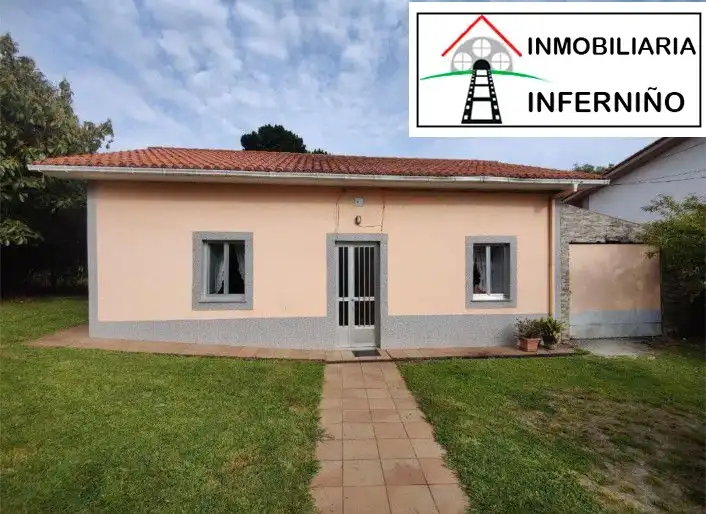 Vista exterior de Casa o chalet en venta en Narón