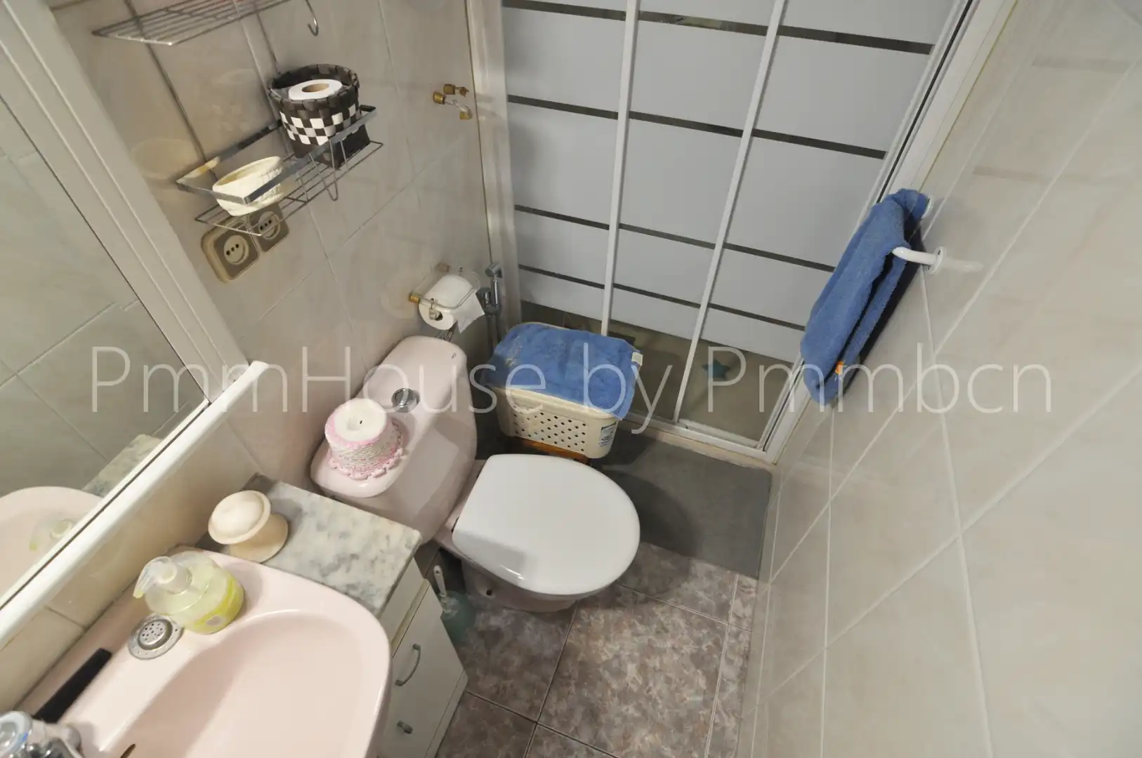 Baño de Piso en venta en Barcelona con Aire acondicionado y Balcón
