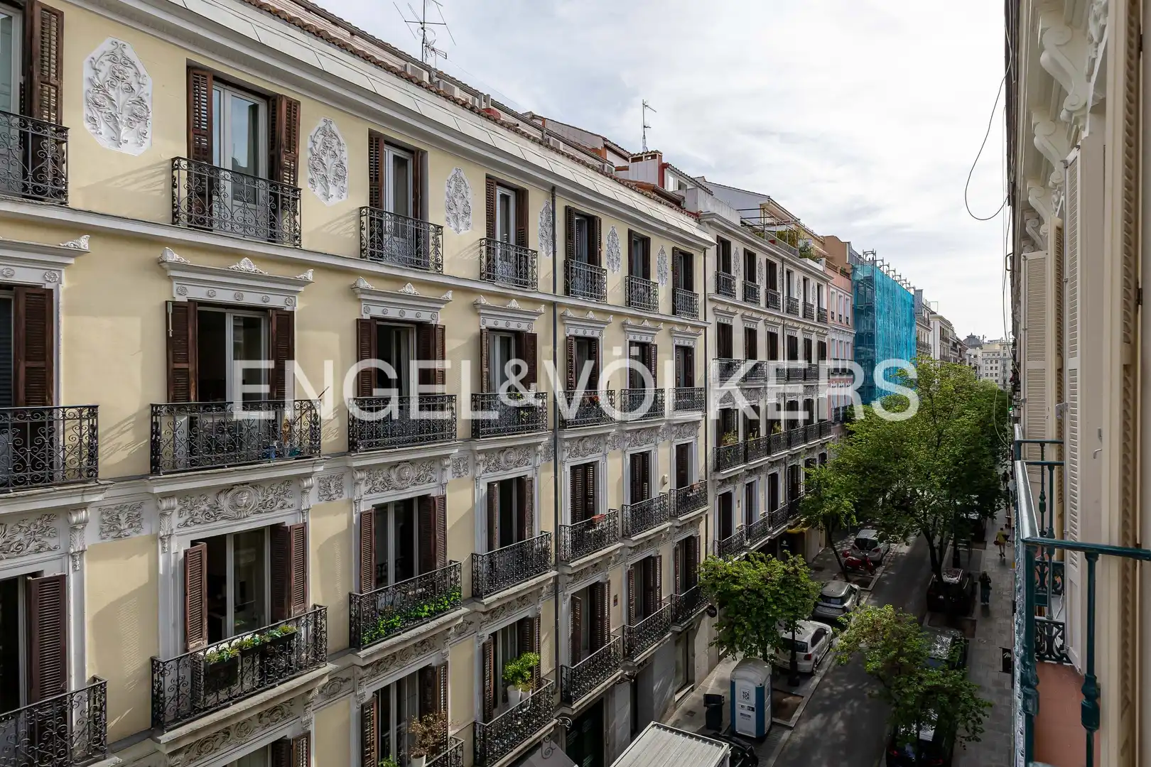Vista exterior de Pis de lloguer en Madrid amb Aire condicionat, Calefacció i Balcó