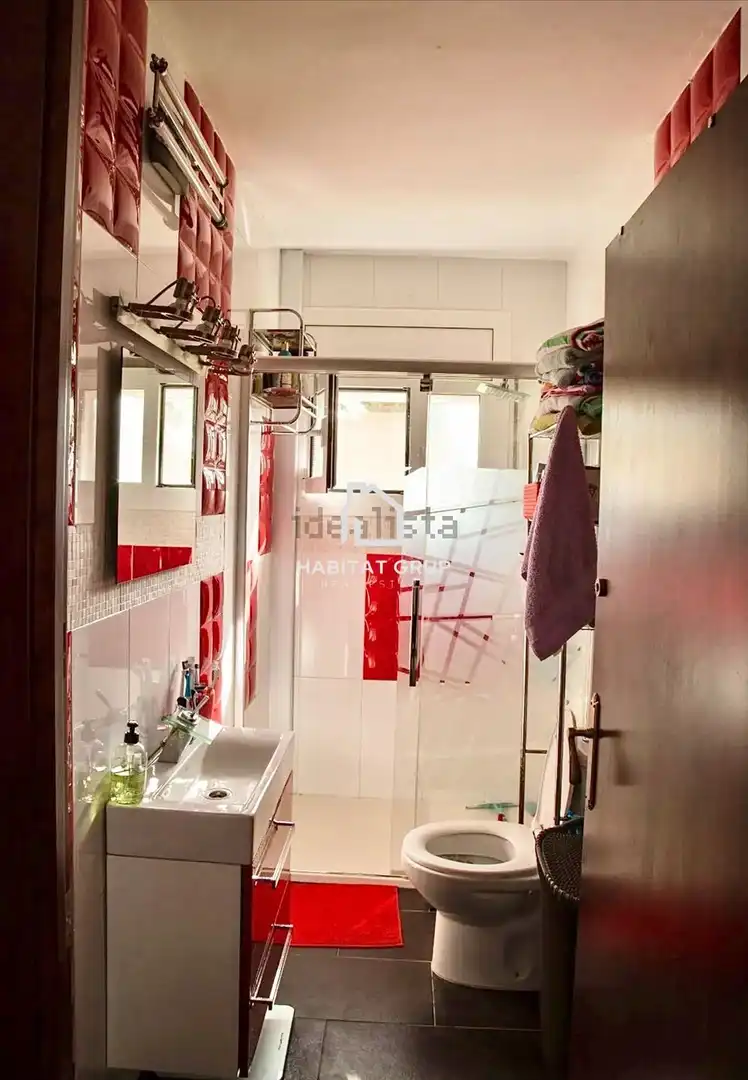 Bany de Casa o xalet en venda en Castellnou de Bages amb Aire condicionat, Calefacció i Jardí privat