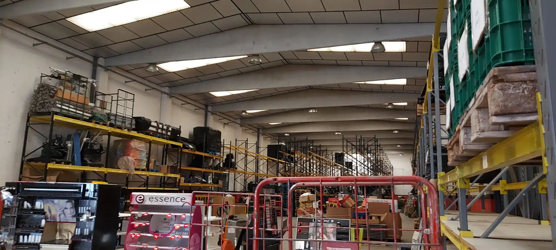 Nave industrial en venta en Sabadell