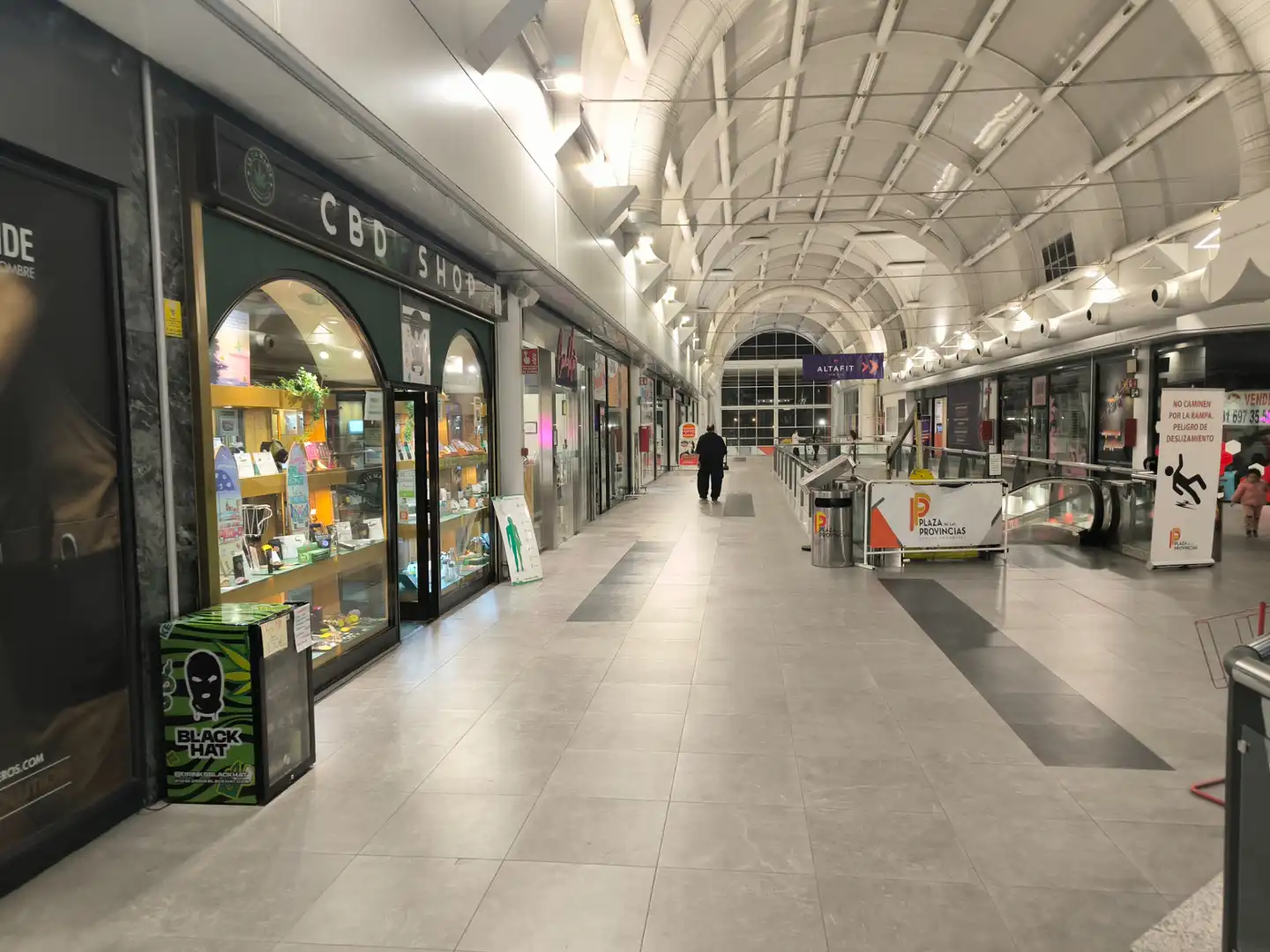 Local de lloguer en Fuenlabrada amb Aire condicionat, Parquet i Alarma