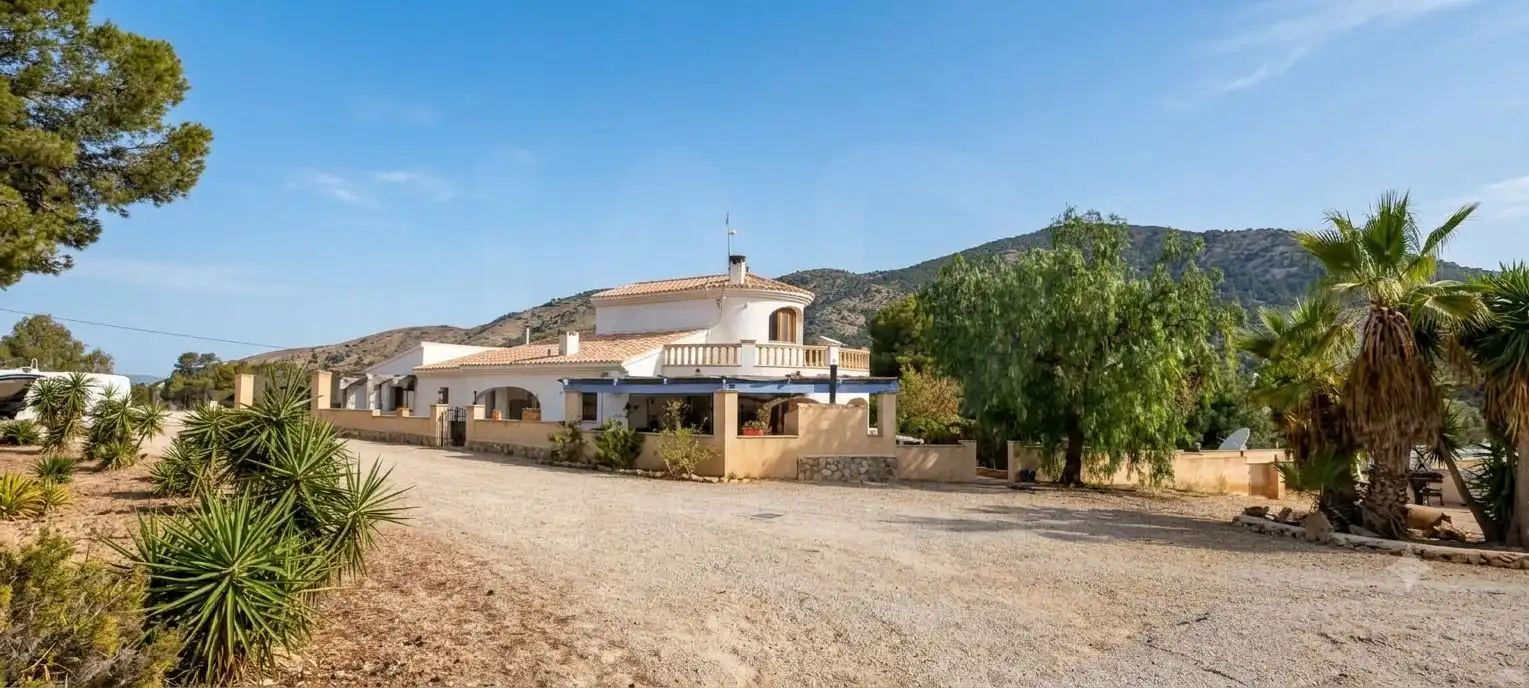 Casa amb piscina en venda a Finestrat Pueblo