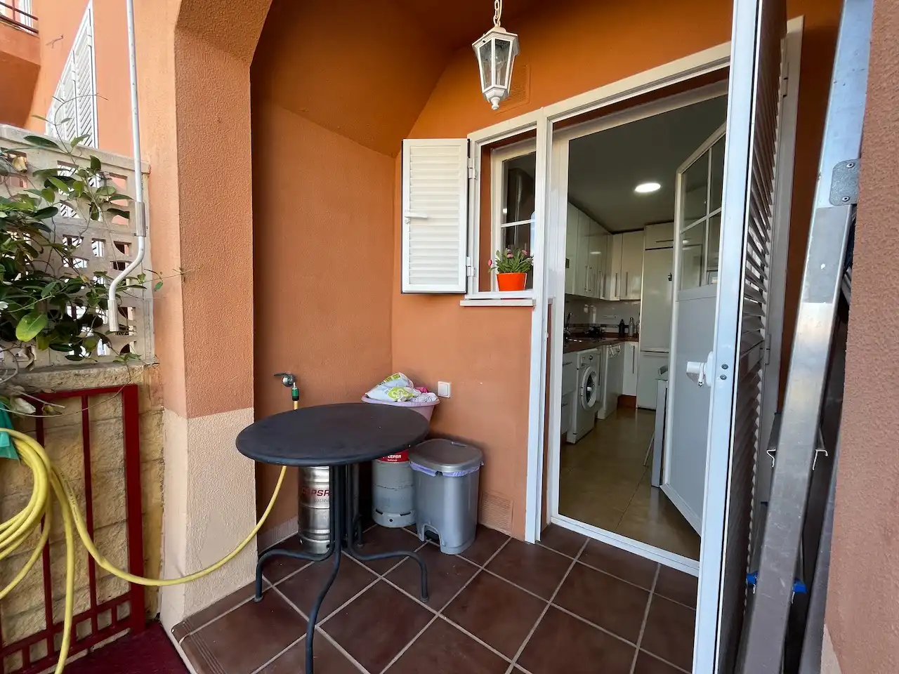 Terraza de Casa adosada en venta en Vélez-Málaga con Aire acondicionado, Calefacción y Jardín privado