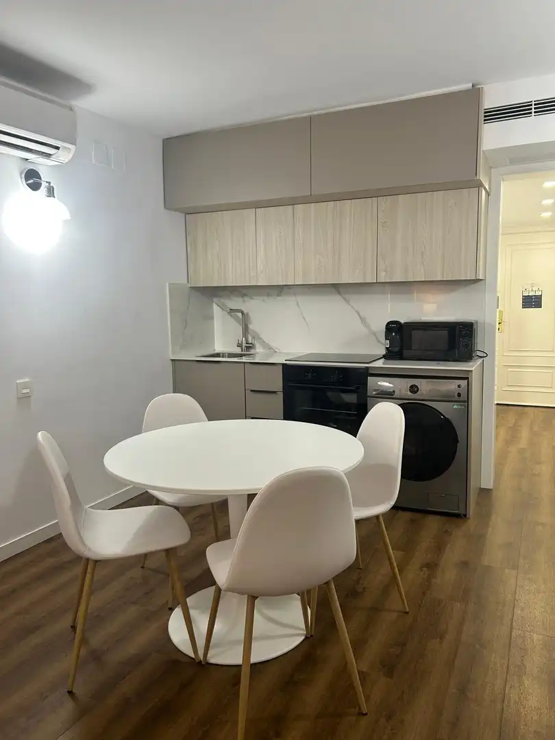 Küche von Wohnung zum Verkauf in Valencia mit Parkett